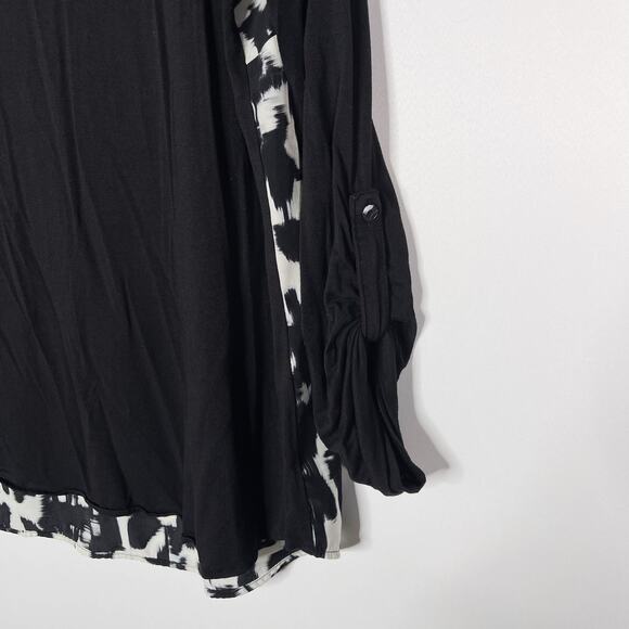 Daniel Rainn Medium M Black White Abstract Long Sleeve Printed Blouse VNeck - Picture 6 of 8